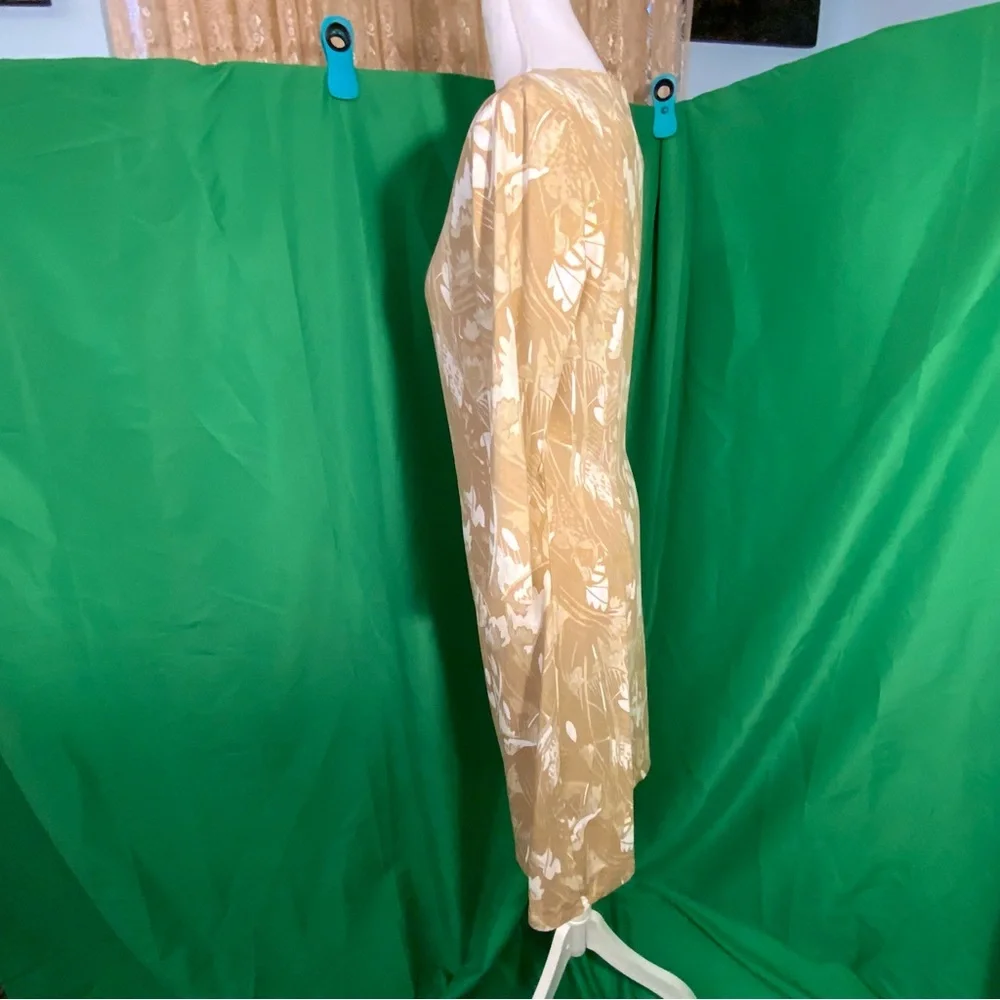 J McLaughlin Sage Dress Women M Beige White Ruched Side 3/4 Sleeve Sheath Dress - Picture 4 of 5